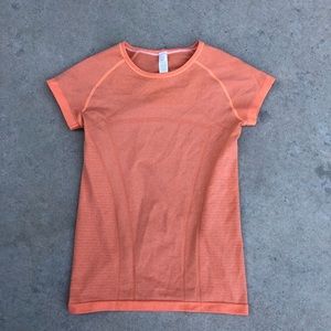 IVIVVA By Lululemon Fly Tech Short Sleeve Orange